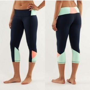 Lululemon EmbodyCrop Navy blue, mint, coral/orange